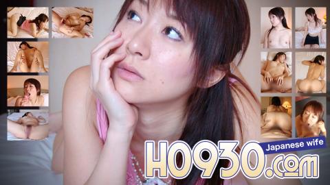 h0930-ki241215 Ryoko Kawamura 29 Years Old